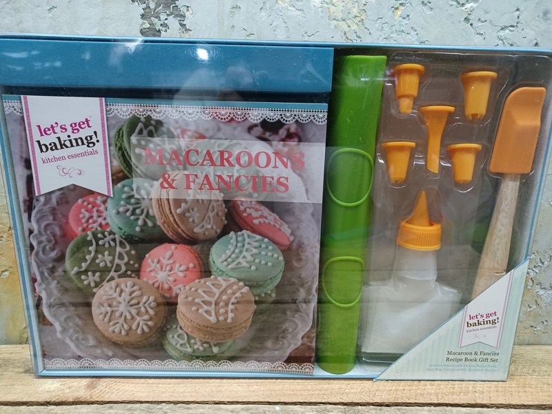 Macaroons Gavesæt med opskriftbog 12 sæt