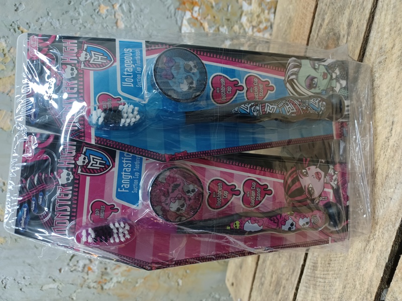 Monster High tandbørster med fod 24 stk